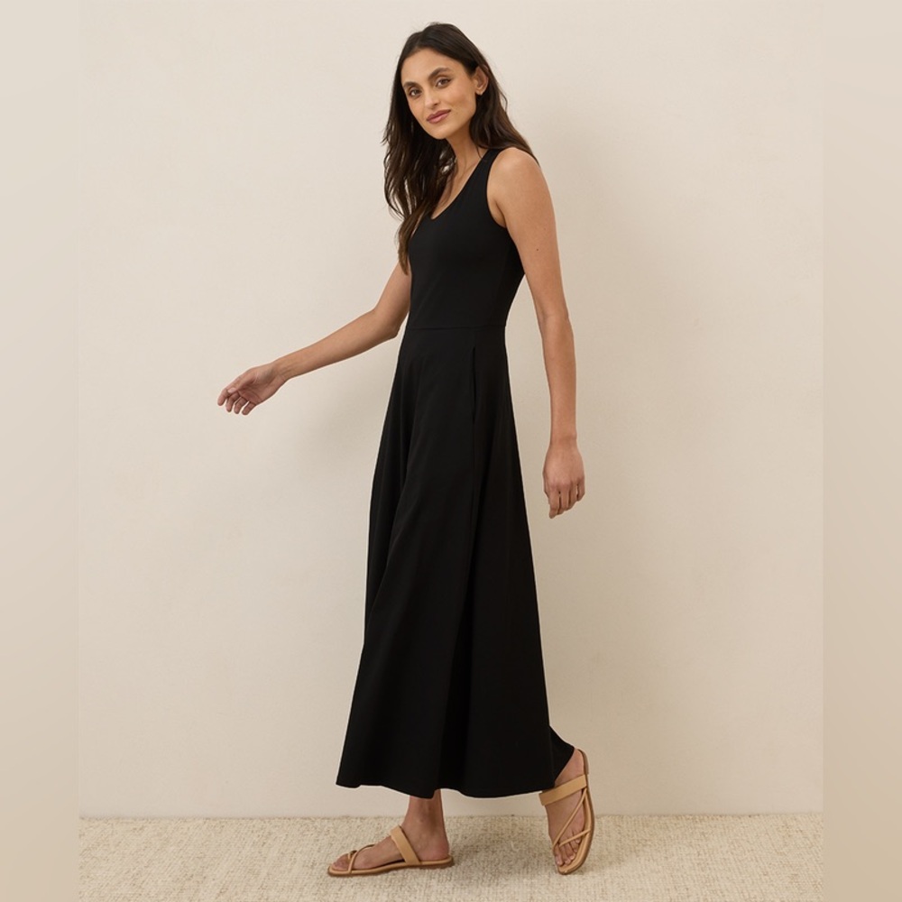 Pact Organic Fit & Flare Open Back Maxi Dress